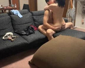 これが同棲中カップルのリアルSEX♡昼間っから淫らに腰を振りまくってイキ狂う ハメ撮り はめどり アクメ 中イキ デカ尻 腰使い 腰振り 喘ぎ声 巨乳 美女 かわいい 個人撮影 素人 日本人 えむゆみ