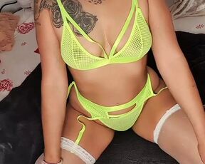 Yellow Lingerie&Stockings Smoking Spitty Titty JOI