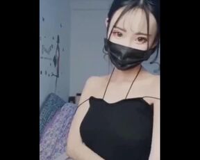 Tiktok-抖音早期真空大学女神自摸露出漏点寝室视频泄露 有批不日罚款五十系列