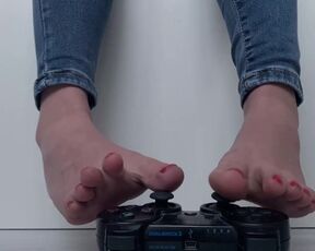 Geeky Student Amuses herself with her Feet with her Joystick and Lessons-teen Feet Girl