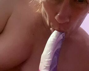 Honeyfleur dildo fun