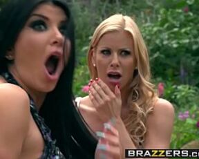 Brazzers - Milfs Like it Big - (Alexis Fawx, Romi Rain, Keiran Lee) - Pervert In The Park - Trailer preview