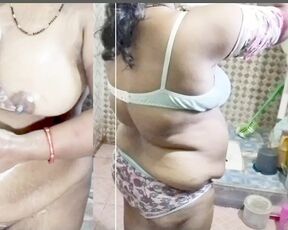 Payal bhabi ki nude sexy body ki kuchh gallery