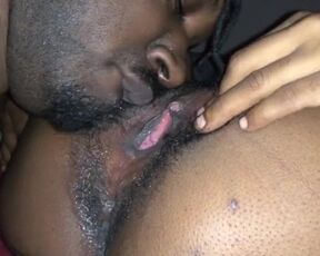 Pussy Sucking Made Ebony Pussy Squirt and Throb