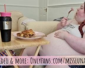 Ssbbw Eating Christmas Dinner